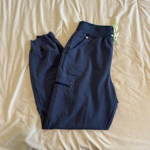 COPY - Women’s Figs Zamora Scrubs size L